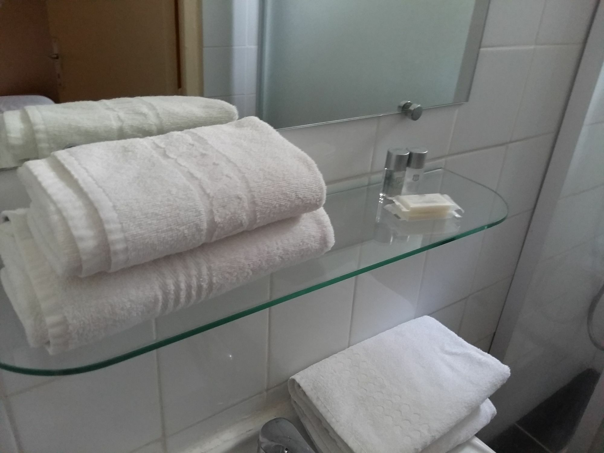 Hotel Du Metro Párizs Kültér fotó