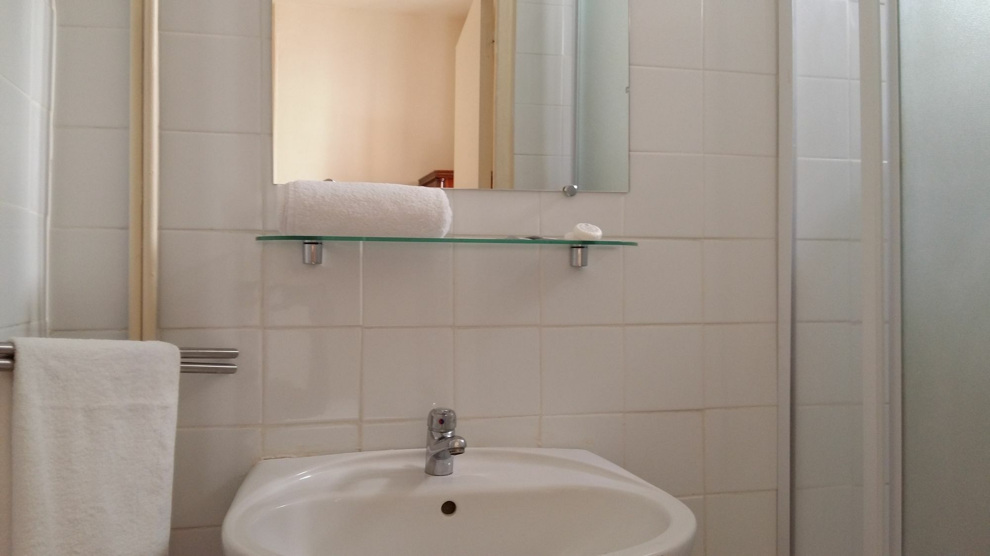 Hotel Du Metro Párizs Kültér fotó