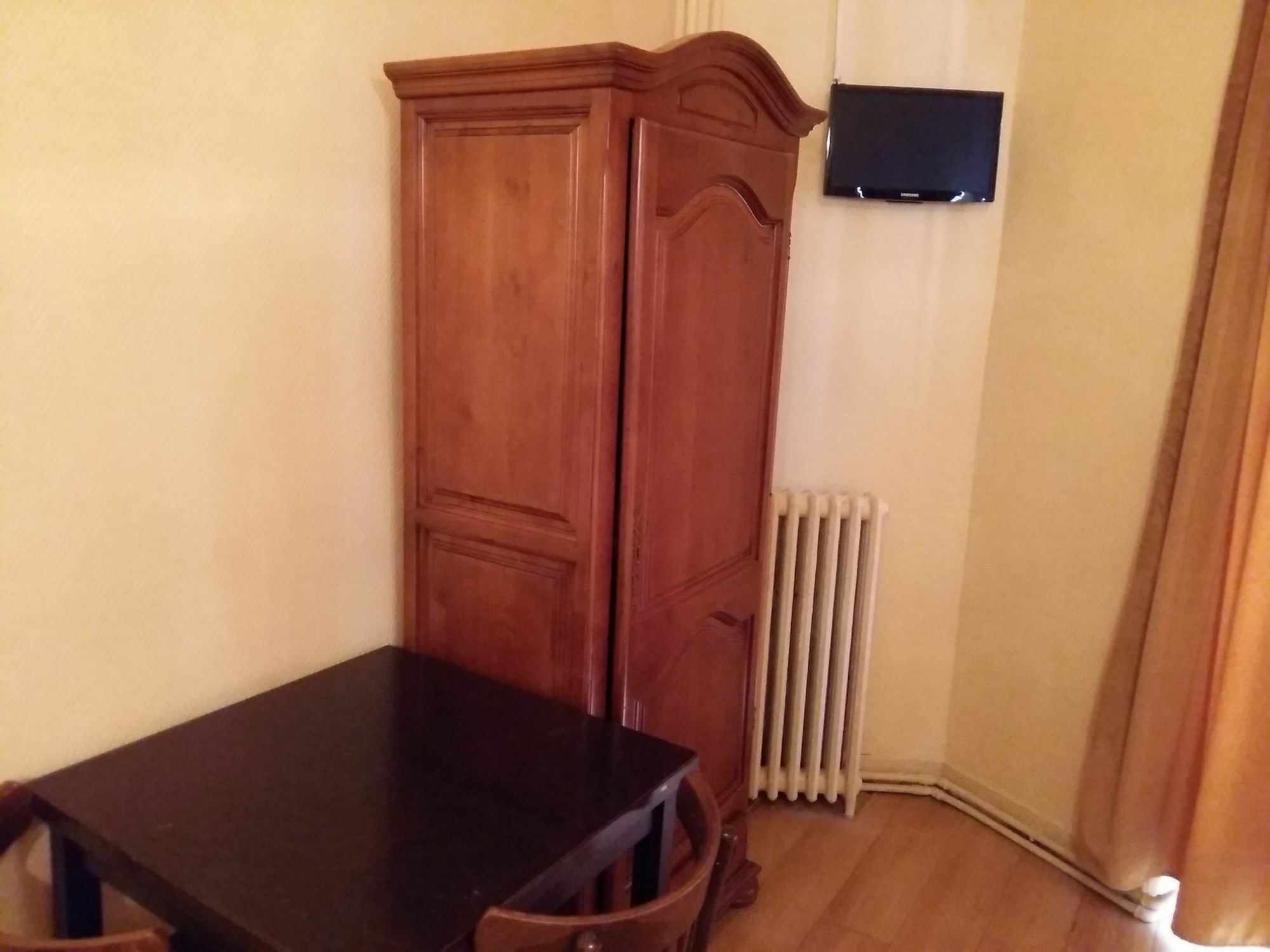 Hotel Du Metro Párizs Kültér fotó